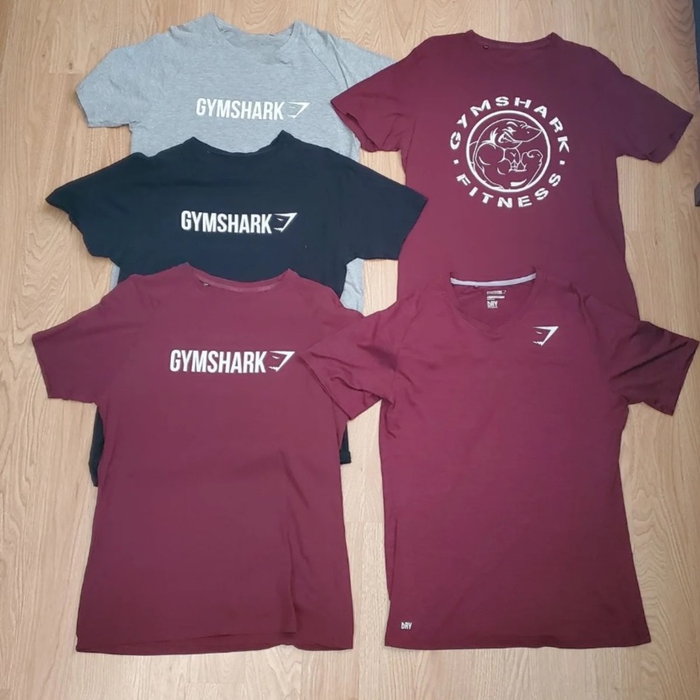 5 Gymshark T Shirts in very good condition!